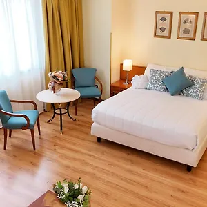 Hotel Royal Palace, Mesyna